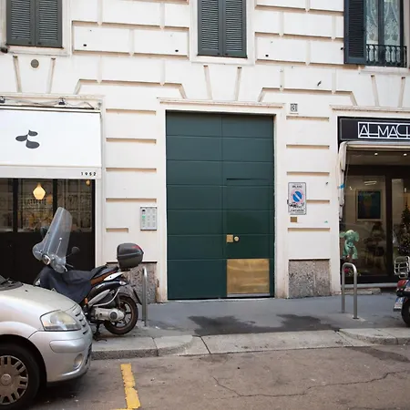 The Rent - Two-bedroom In Navigli Area Appartamento Milano